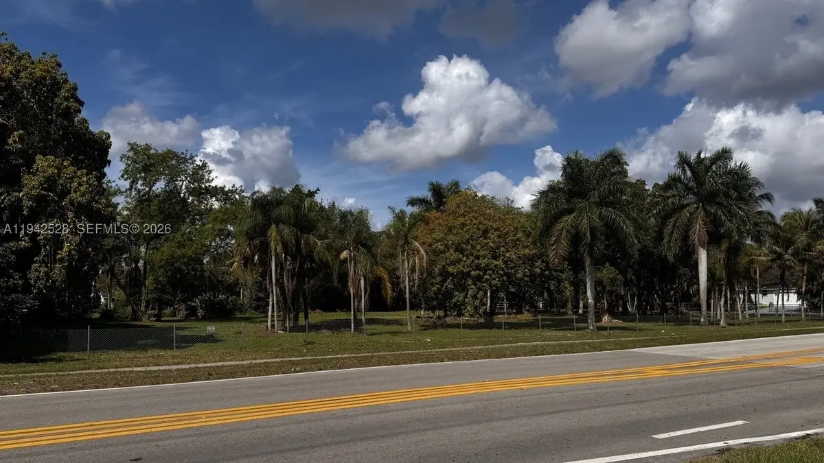 1615 Hiatus, Davie, FL 33325 - #1