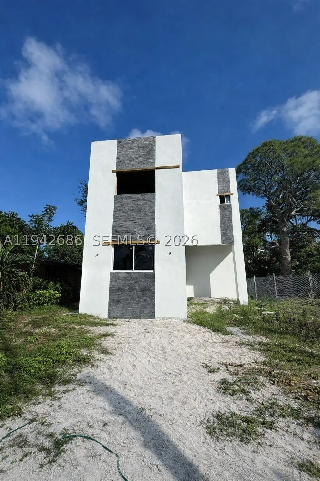 518 NW 13th, Fort Lauderdale, FL 33311 - #1