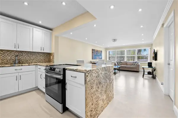Address Withheld By Seller, Hallandale, FL 33009