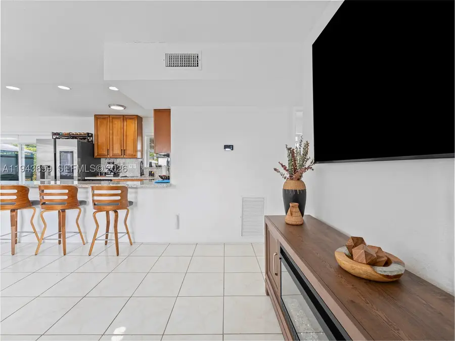 11401 SW 56th, Miami, FL 33165 - #2