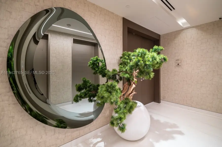 300 Biscayne Blvd #3403, Miami, FL 33131 - #3