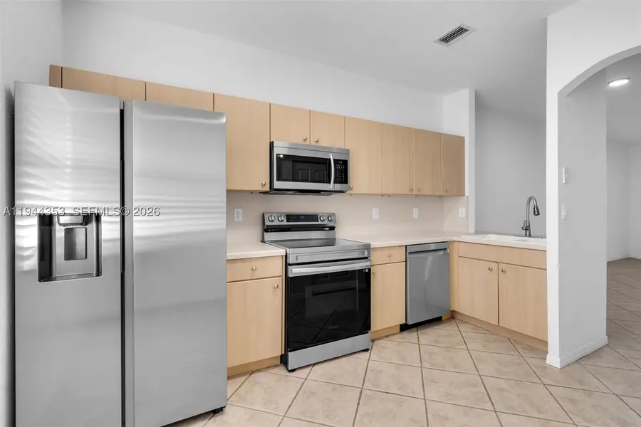 5670 NW 116th #219, Doral, FL 33178 - #3