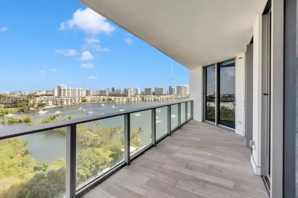 17301 Biscayne #1106, North Miami Beach, FL 33160