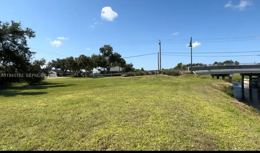 401 Rotonda, Rotonda West, FL 33947 - #2