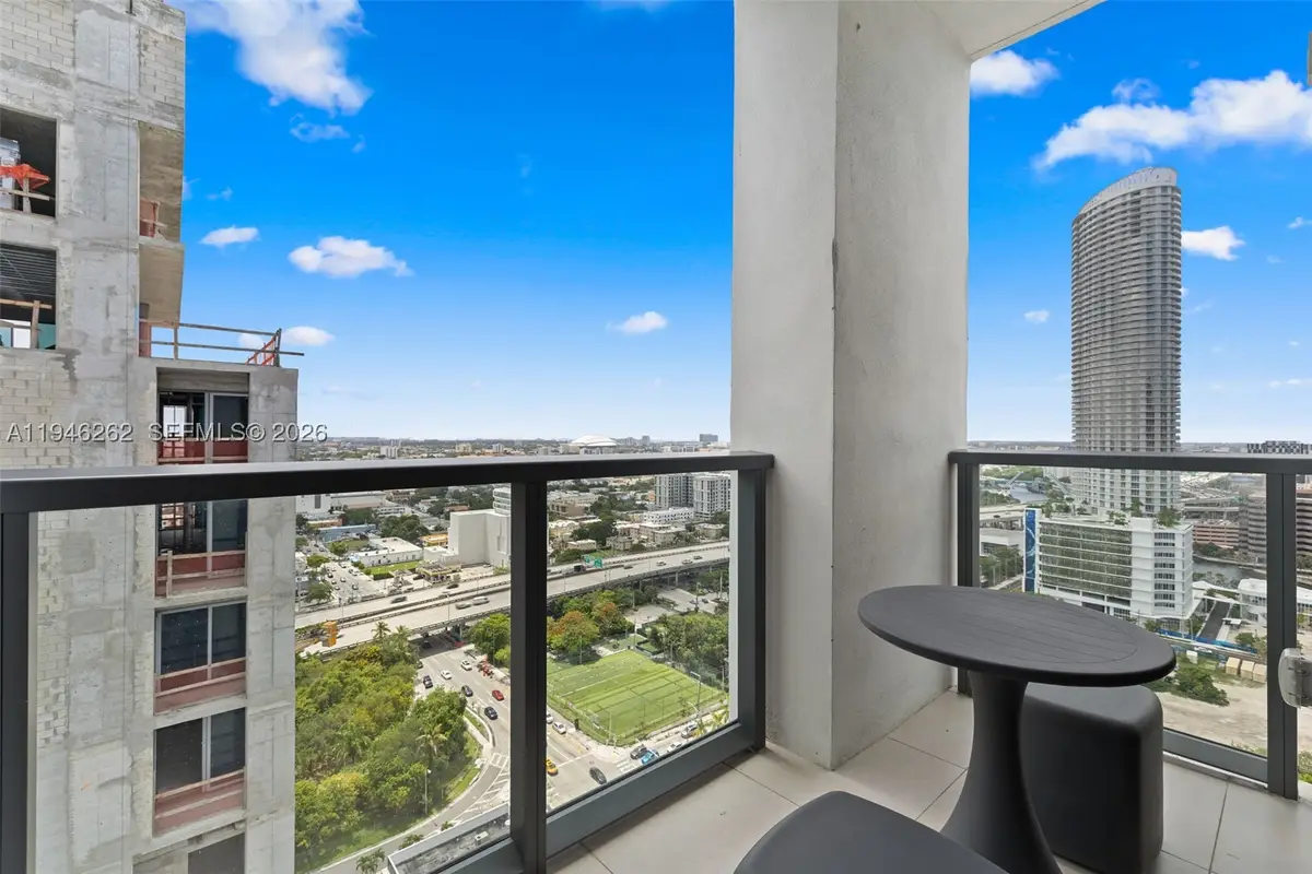 239 SW 9th #2303, Miami, FL 33130 - #1