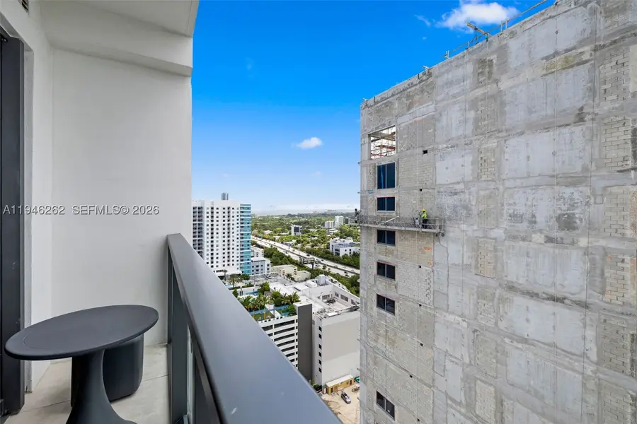 239 SW 9th #2303, Miami, FL 33130 - #2