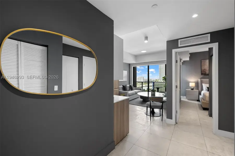 239 SW 9th #1604, Miami, FL 33130 - #3
