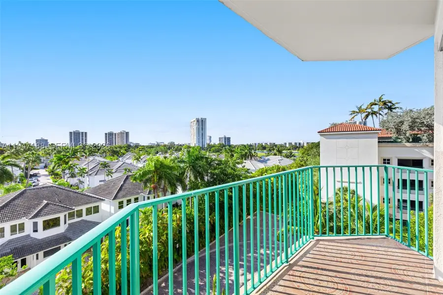 19900 E Country Club #502, Aventura, FL 33180 - #2