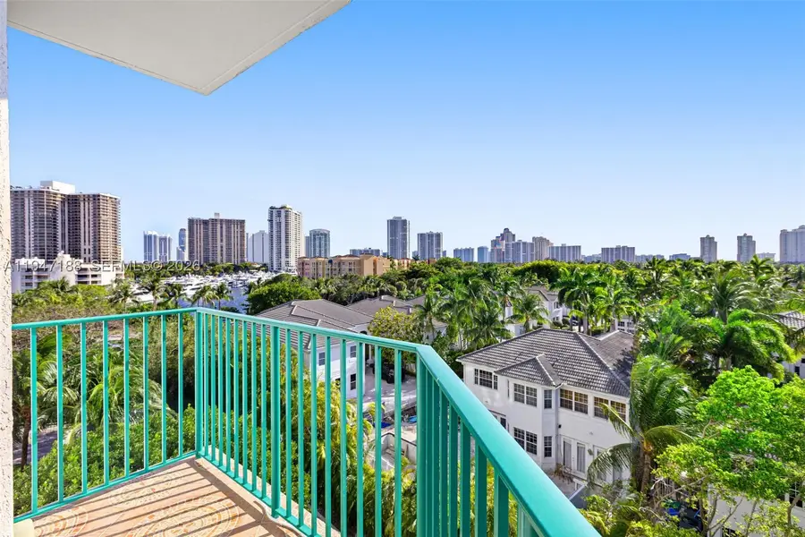 19900 E Country Club #502, Aventura, FL 33180 - #3