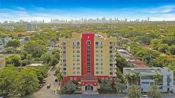 215 SW 42nd #PH08, Miami, FL 33134