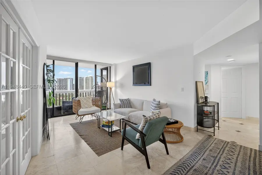 1000 Island #2105, Aventura, FL 33160 - #2