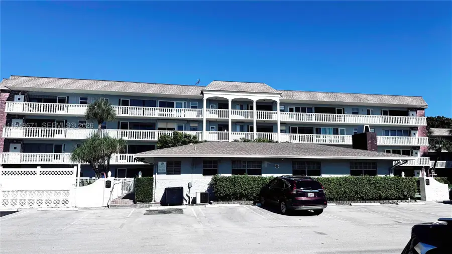 1965 SE 5th #203, Pompano Beach, FL 33060 - #2
