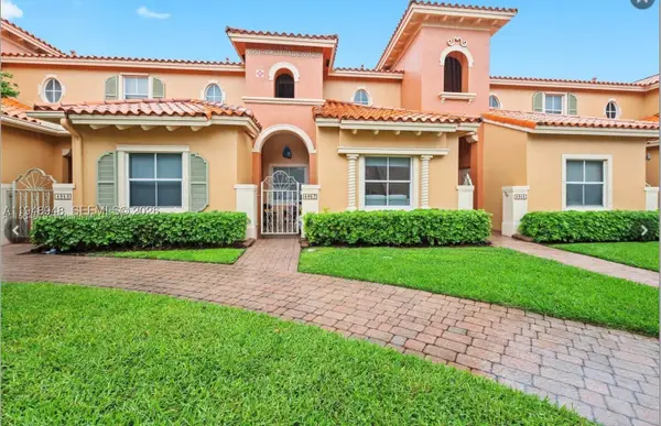 4957 Tradewinds #704, Dania Beach, FL 33312