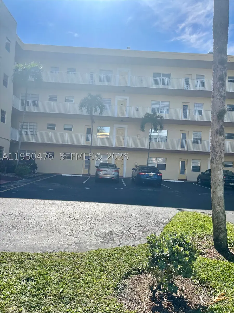3940 NW 42nd #319, Lauderdale Lakes, FL 33319 - #2