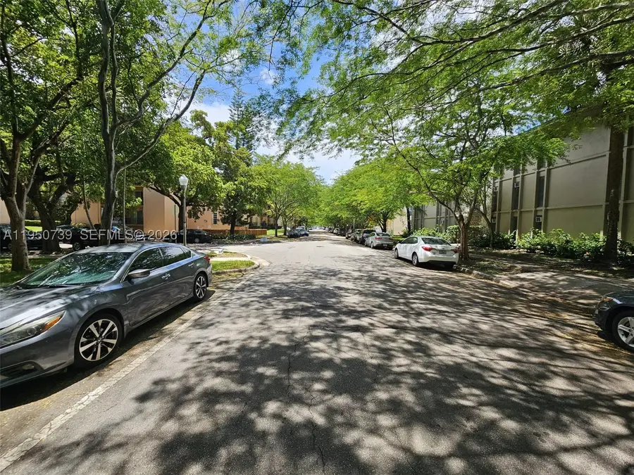 235 Antilla #4, Coral Gables, FL 33134 - #3