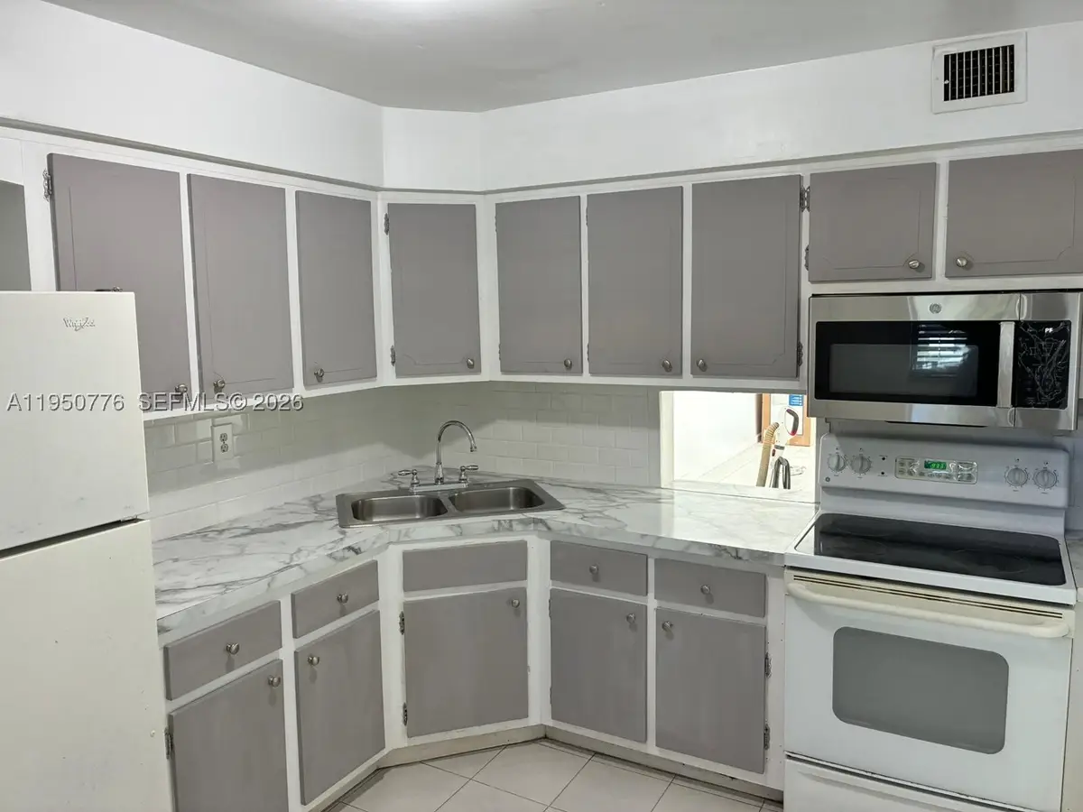 1450 NE 191st #205, Miami, FL 33179 - #1