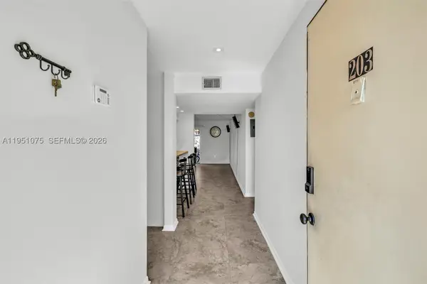 10772 La Placida #7-203, Coral Springs, FL 33065