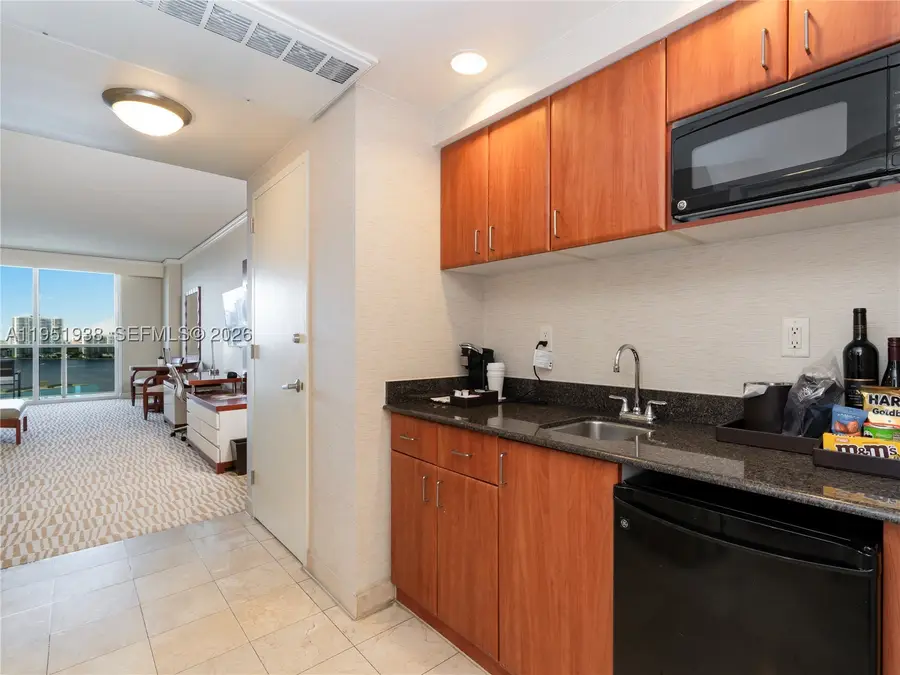 18001 Collins #1202, Sunny Isles Beach, FL 33160 - #2