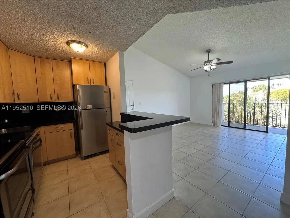 7235 NW 179th #311, Hialeah, FL 33015 - #1