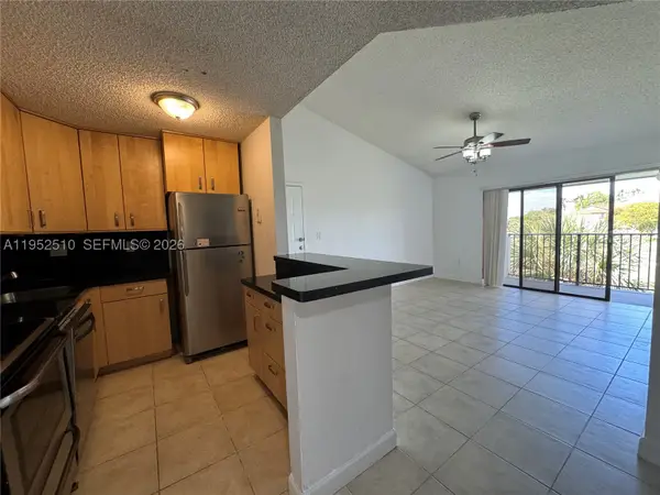 7235 NW 179th #311, Hialeah, FL 33015