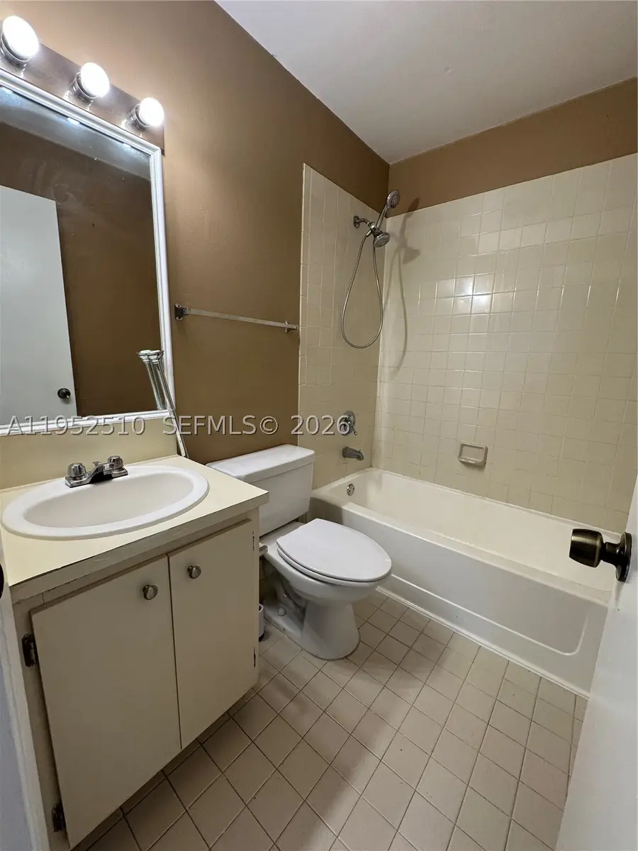 7235 NW 179th #311, Hialeah, FL 33015 - #2