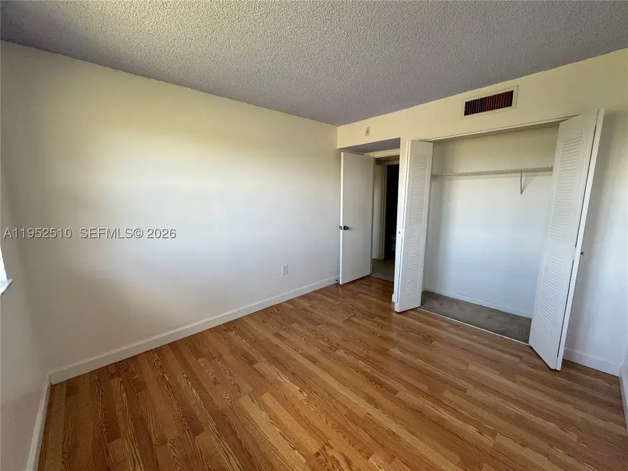 7235 NW 179th #311, Hialeah, FL 33015 - #3