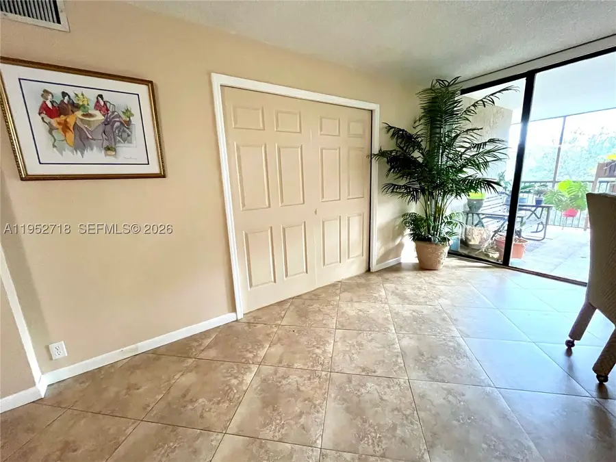 2806 N 46th #D537, Hollywood, FL 33021 - #3
