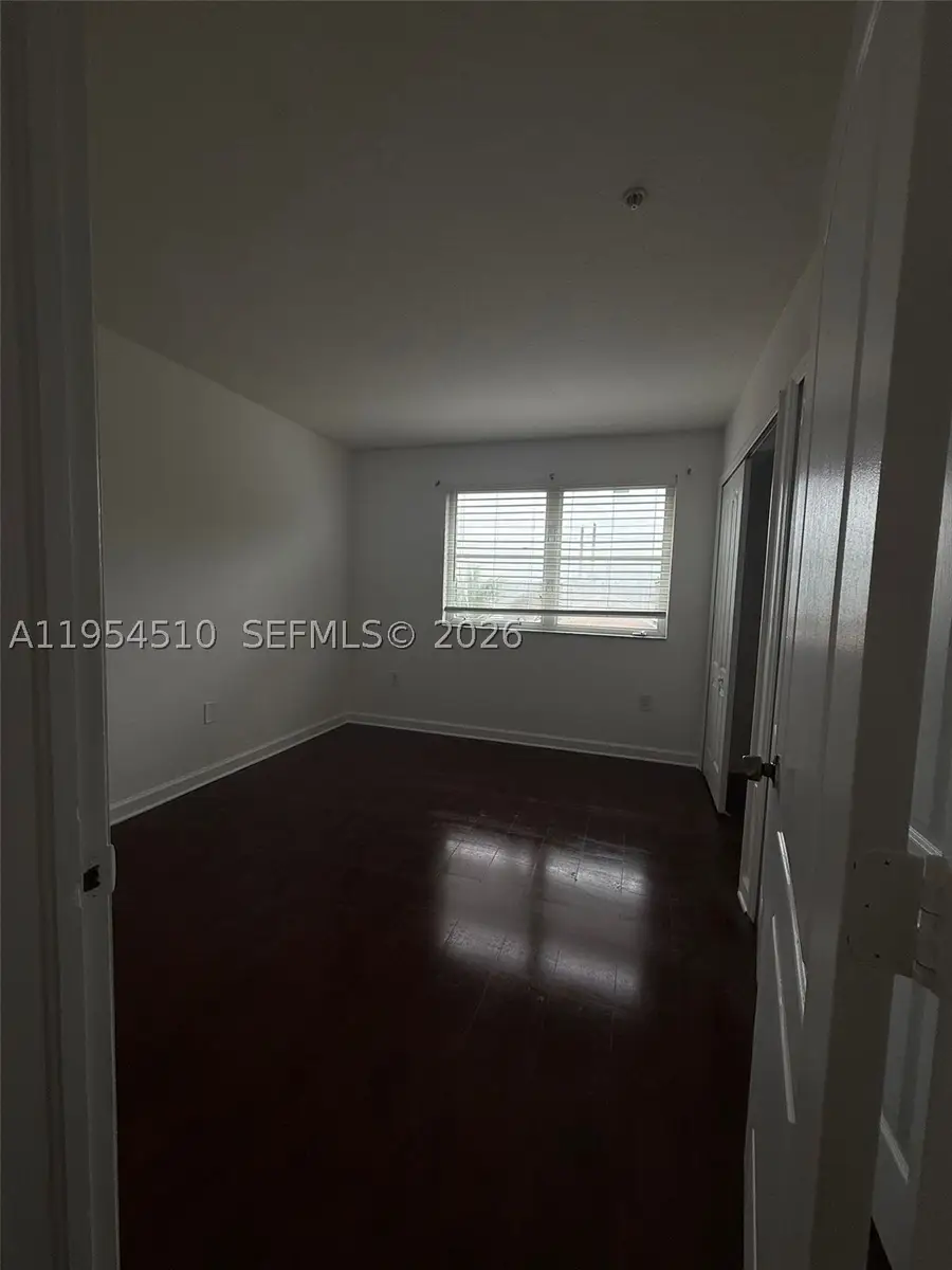 17640 NW 73rd #200-19, Hialeah, FL 33015 - #3