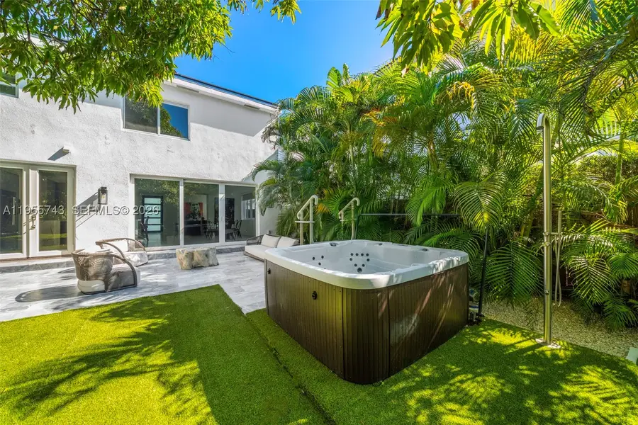 3166 Royal Palm, Miami Beach, FL 33140 - #2