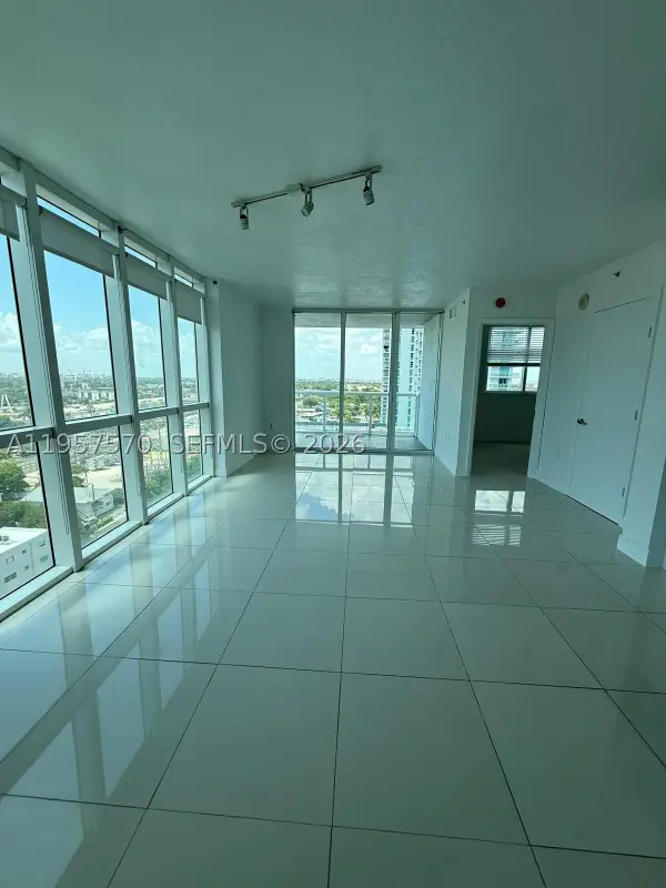 1871 NW S River #1503, Miami, FL 33125