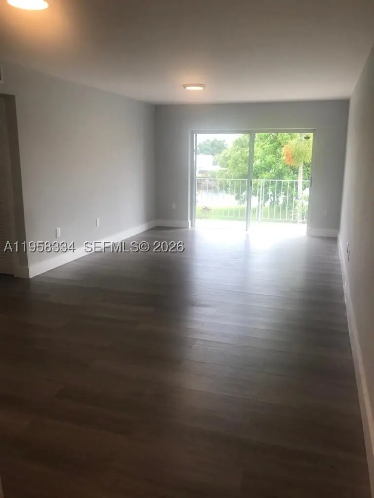7570 SW 82nd #F209, Miami, FL 33143 - #3