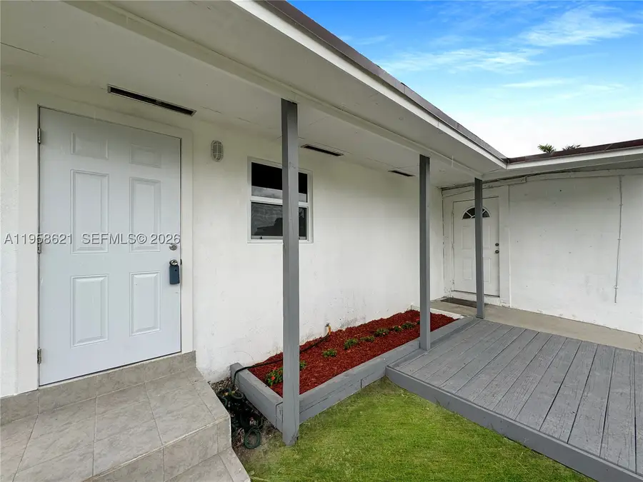 4133 SW 52nd, Dania Beach, FL 33314 - #2