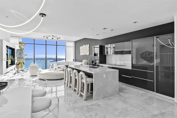 1451 Brickell #4401, Miami, FL 33131