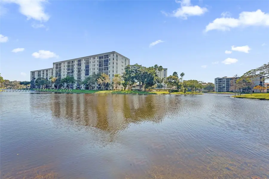 2228 N Cypress Bend #103, Pompano Beach, FL 33069 - #2