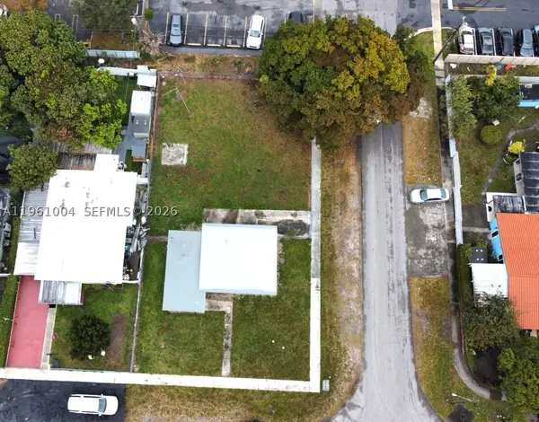 691 E 48th, Hialeah, FL 33013