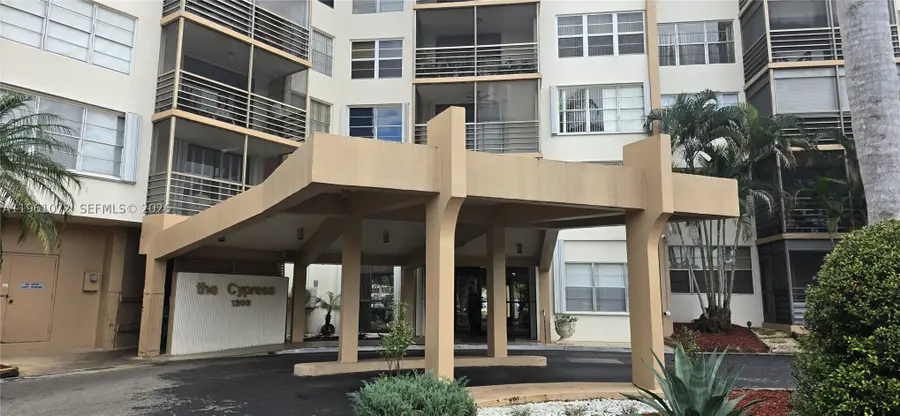 1200 Saint Charles #207, Pembroke Pines, FL 33026 - #2