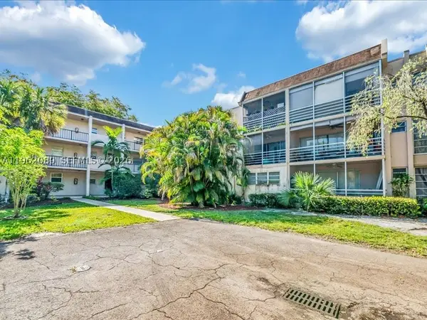 469 N Pine Island #B305, Plantation, FL 33324