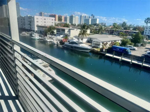 3750 NE 169 #Apt.G.405, North Miami Beach, FL 33160