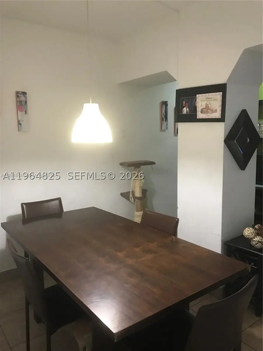1960 Marseille #305, Miami Beach, FL 33141 - #3