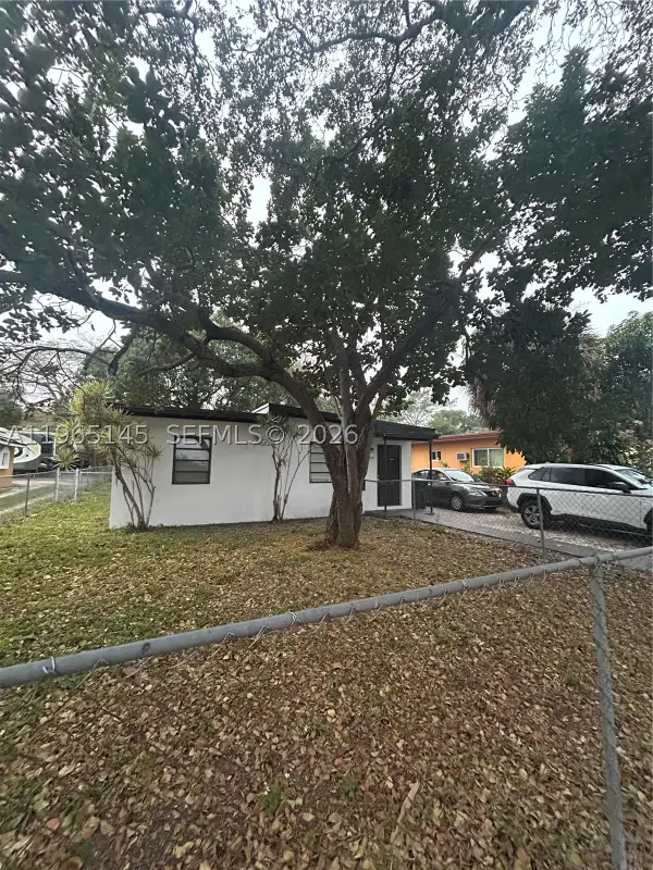 1080 NW 121st, North Miami, FL 33168
