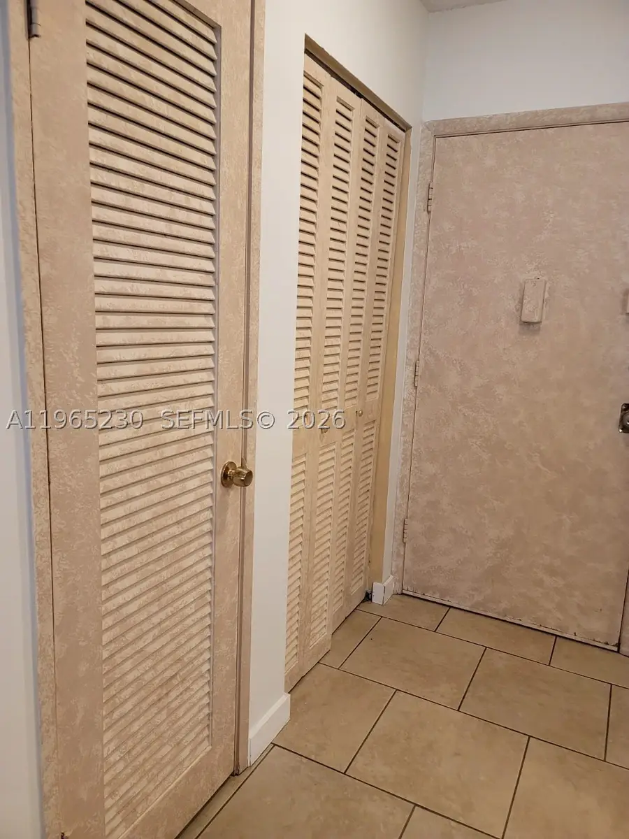 1690 NE 191st #315-1, Miami, FL 33179 - #3