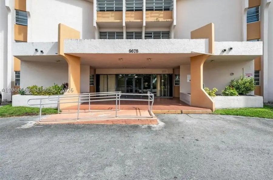 Address Withheld By Seller, Miami, FL 33172 - #3