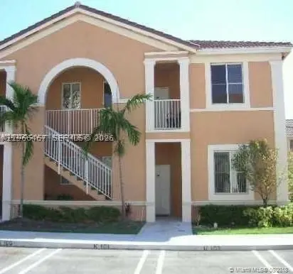 17720 NW 73rd #105, Hialeah, FL 33015