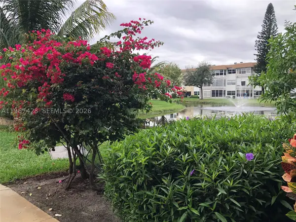 4806 NW 36th #607, Lauderdale Lakes, FL 33319