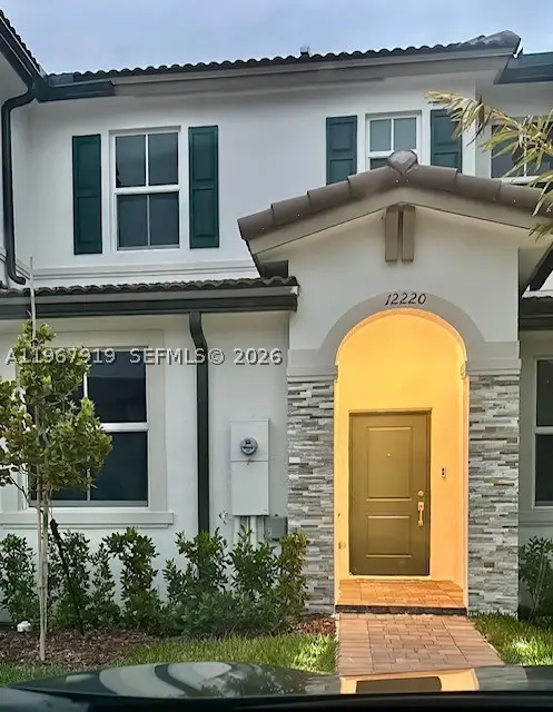 12220 NW 23rd #12220, Miami, FL 33167