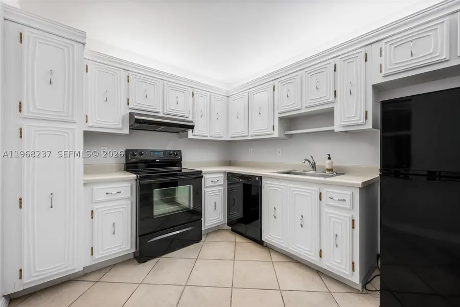 2861 Somerset #104, Lauderdale Lakes, FL 33311 - #3