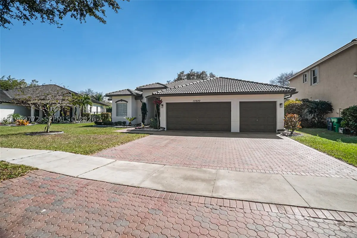 10620 NW 56th, Coral Springs, FL 33076 - #1
