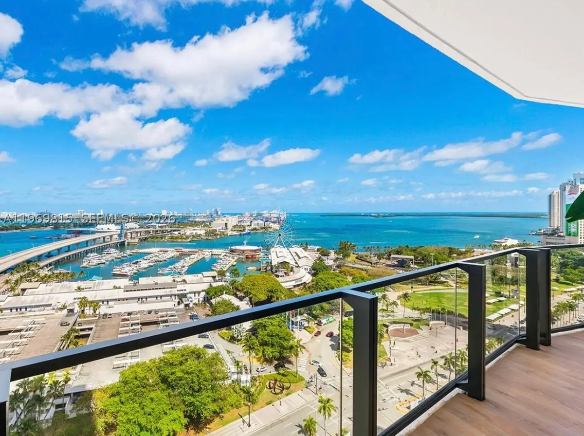 398 NE 5th #3811, Miami, FL 33132 - #1