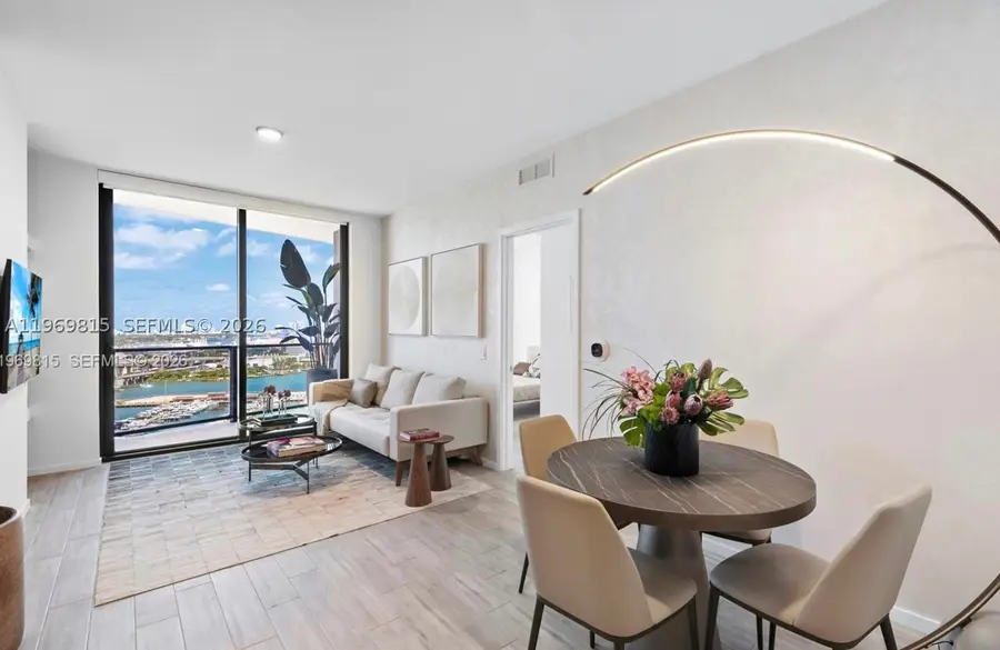 398 NE 5th #3811, Miami, FL 33132 - #3