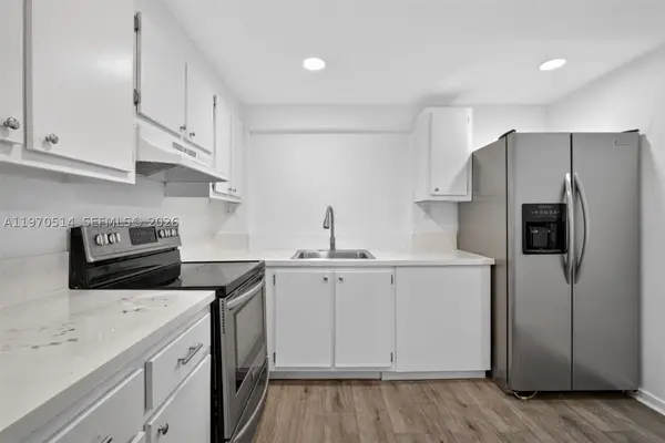 9091 Lime Bay #107, Tamarac, FL 33321